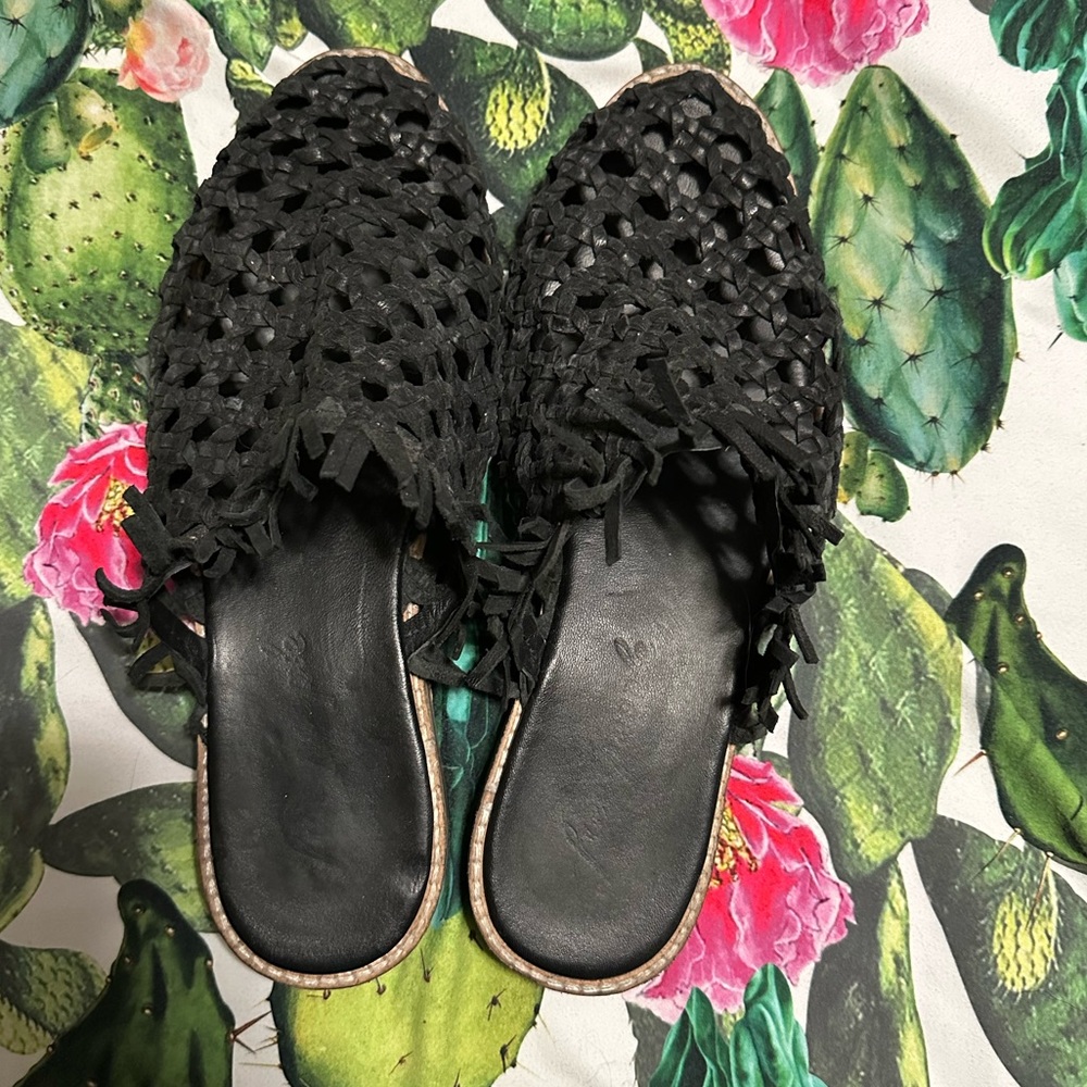 Free People Women's Mirage Woven Flat Black